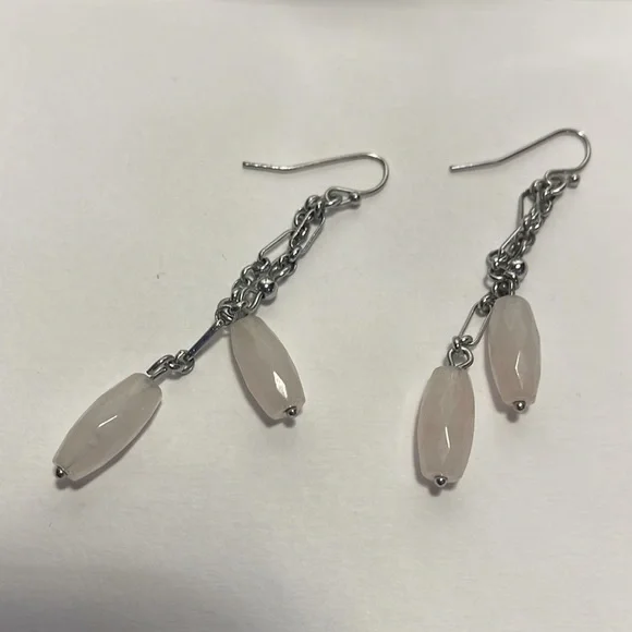 2 pairs of fun earrings - Picture 2 of 3